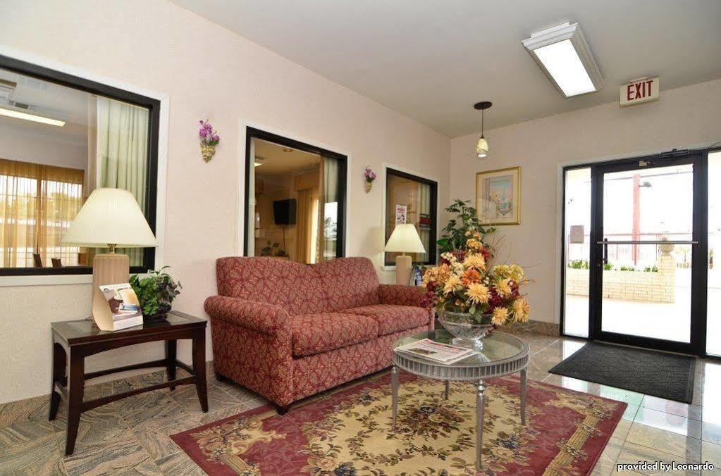 Best Western Regency Inn & Suites Gonzales Interior photo