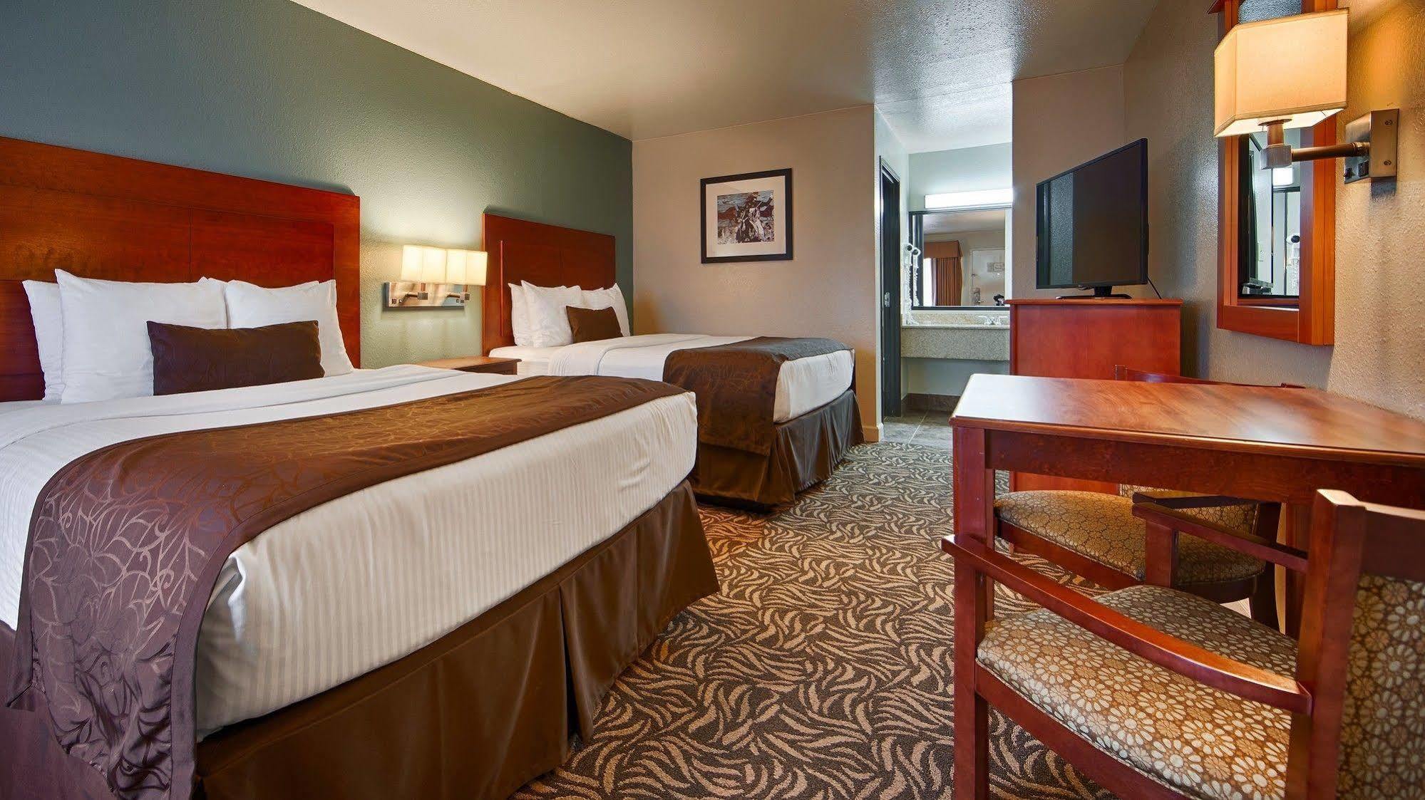 Best Western Regency Inn & Suites Gonzales Exterior photo